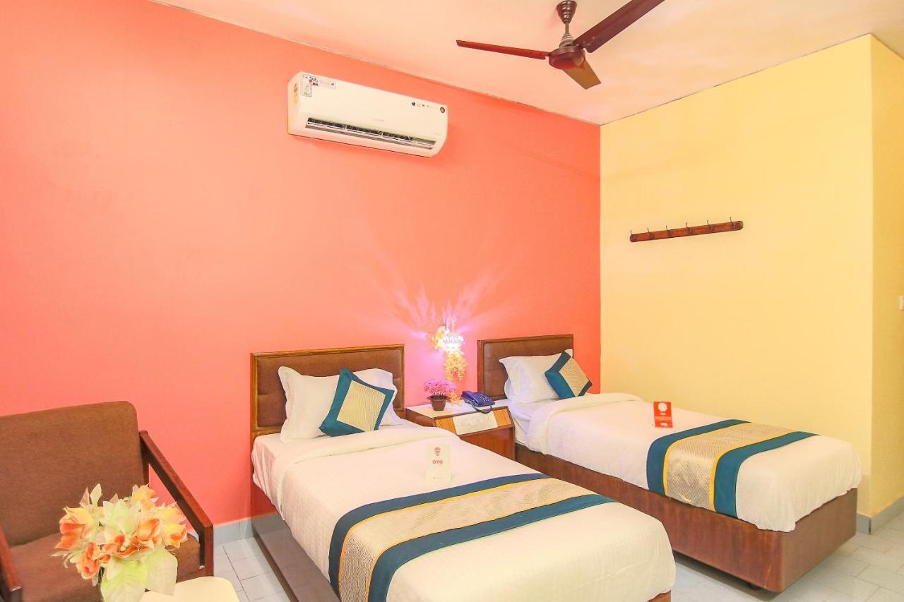 Oyo 10709 Hotel Sbt Višákhapatnam Exteriér fotografie